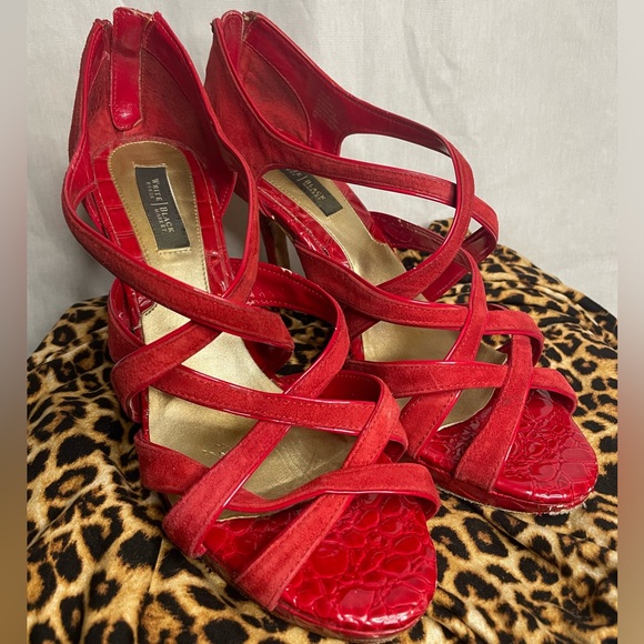 White House Black Market Red Strap Stilettos Women’s 9 - Picture 5 of 7